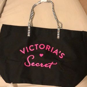 Brand New Victoria’s Secret Tote Bag!
